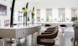 Privé Salon