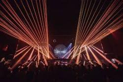 The great diversity of offers makes it a destination of choice for locals and visitors alike. Note, however, that many shows require reservations. The resort is 25 minutes east of midtown Manhattan in the heart of Brooklyn. 
Bleu7.com