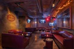 Occupying the basement of a hotel, the Electric Room is the perfect place for Anglophiles looking for British indie rock and exceptional craft cocktails. Bleu7.com